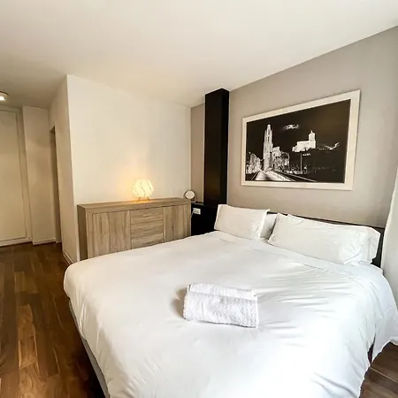 4 Con Terraza En El Centro شقة