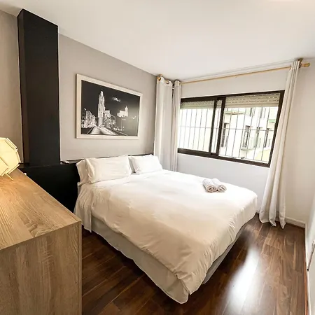 4 Con Terraza En El Centro Апартаменты Жирона