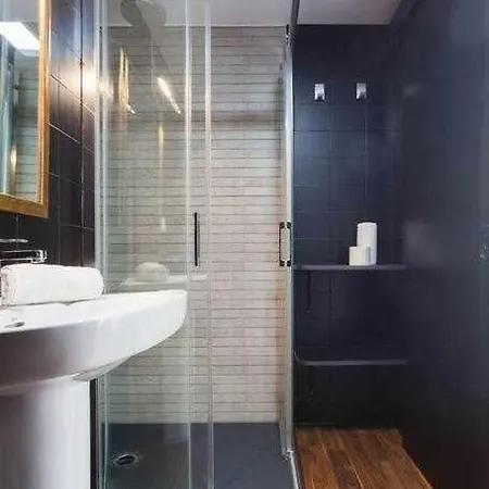 4 Con Terraza Privada En El Centro Apartamento Gerona